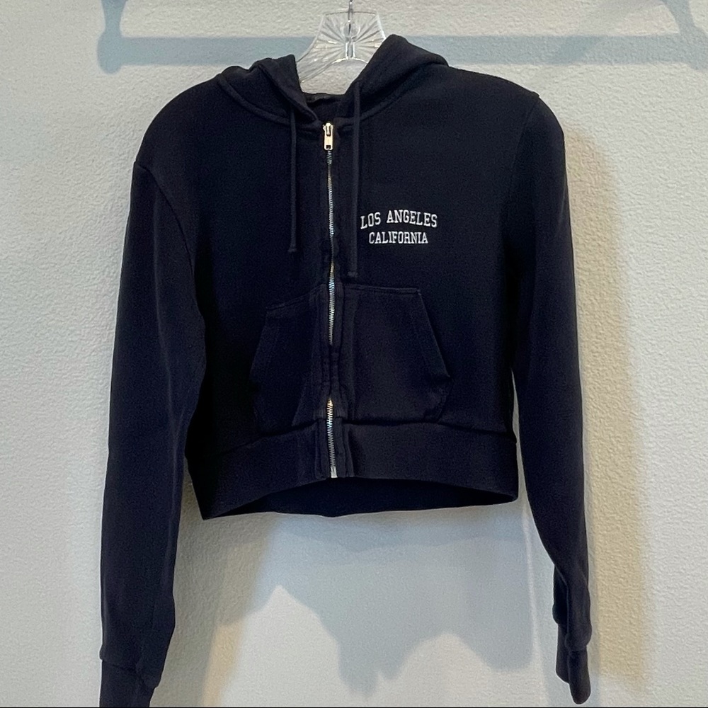 Brandy Melville Cropped Sweatshirt